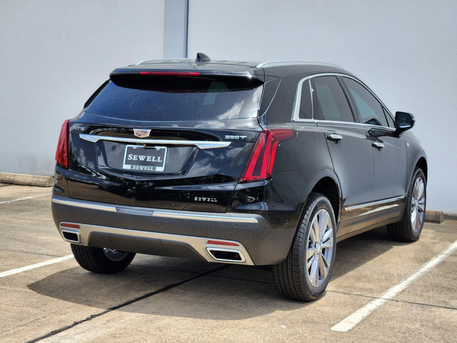 2024 Cadillac XT5 Vehicle Photo in HOUSTON, TX 77079-1502