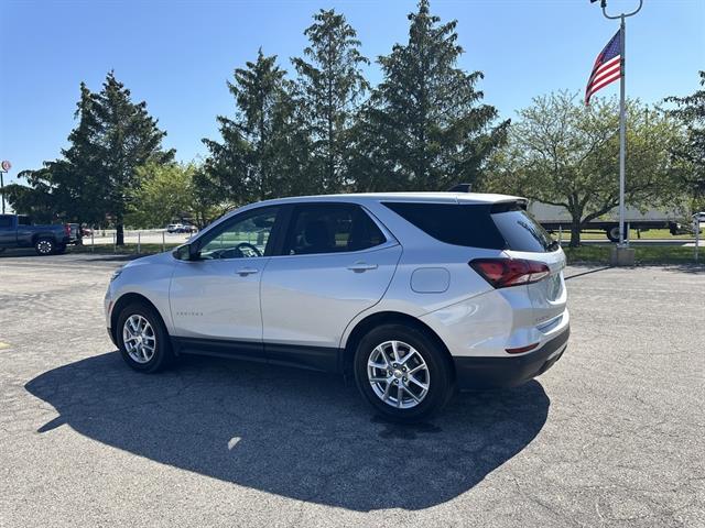 Used 2022 Chevrolet Equinox LT with VIN 3GNAXUEV0NL135346 for sale in Birch Run, MI