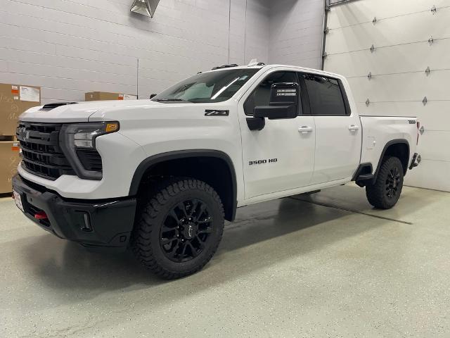 2025 Chevrolet Silverado 3500 HD Vehicle Photo in ROGERS, MN 55374-9422