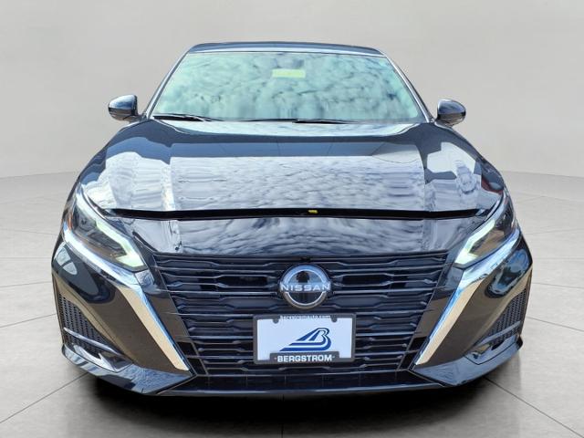 2024 Nissan Altima Vehicle Photo in Oshkosh, WI 54904