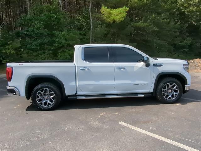 Used 2022 GMC Sierra 1500 SLT with VIN 3GTUUDET6NG648994 for sale in Albertville, AL