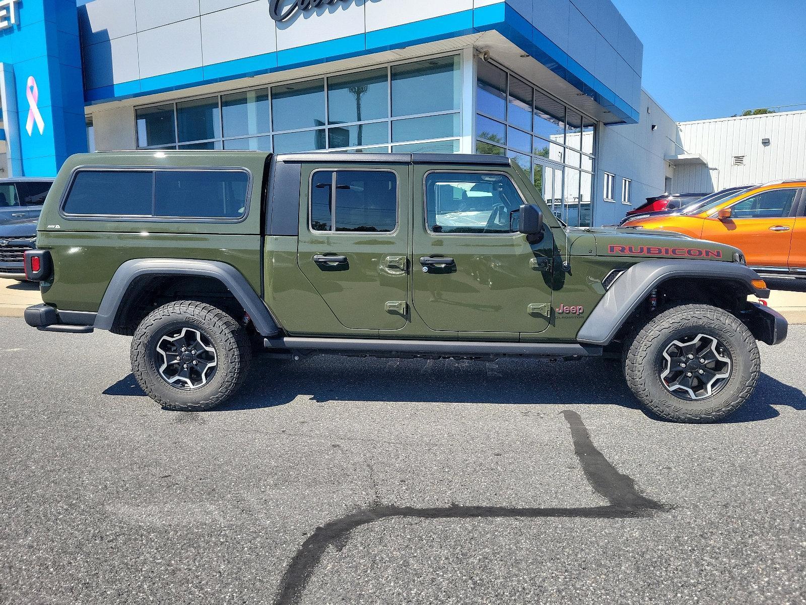 2022 Jeep Gladiator Vehicle Photo in BETHLEHEM, PA 18017-9401