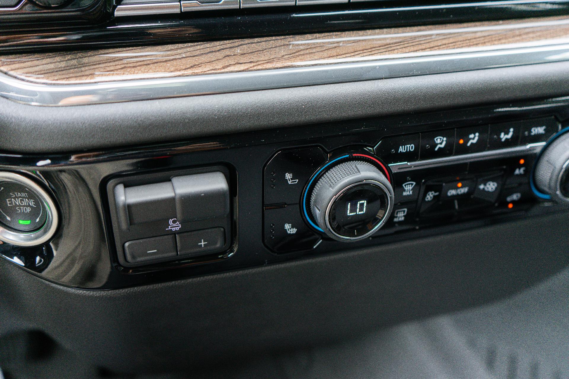 2025 Chevrolet Silverado 1500 Vehicle Photo in SMYRNA, DE 19977-2874