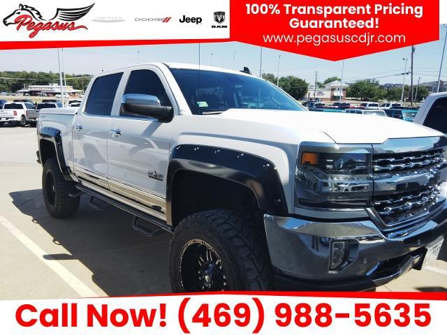 2018 Chevrolet Silverado 1500 Vehicle Photo in Ennis, TX 75119-5114