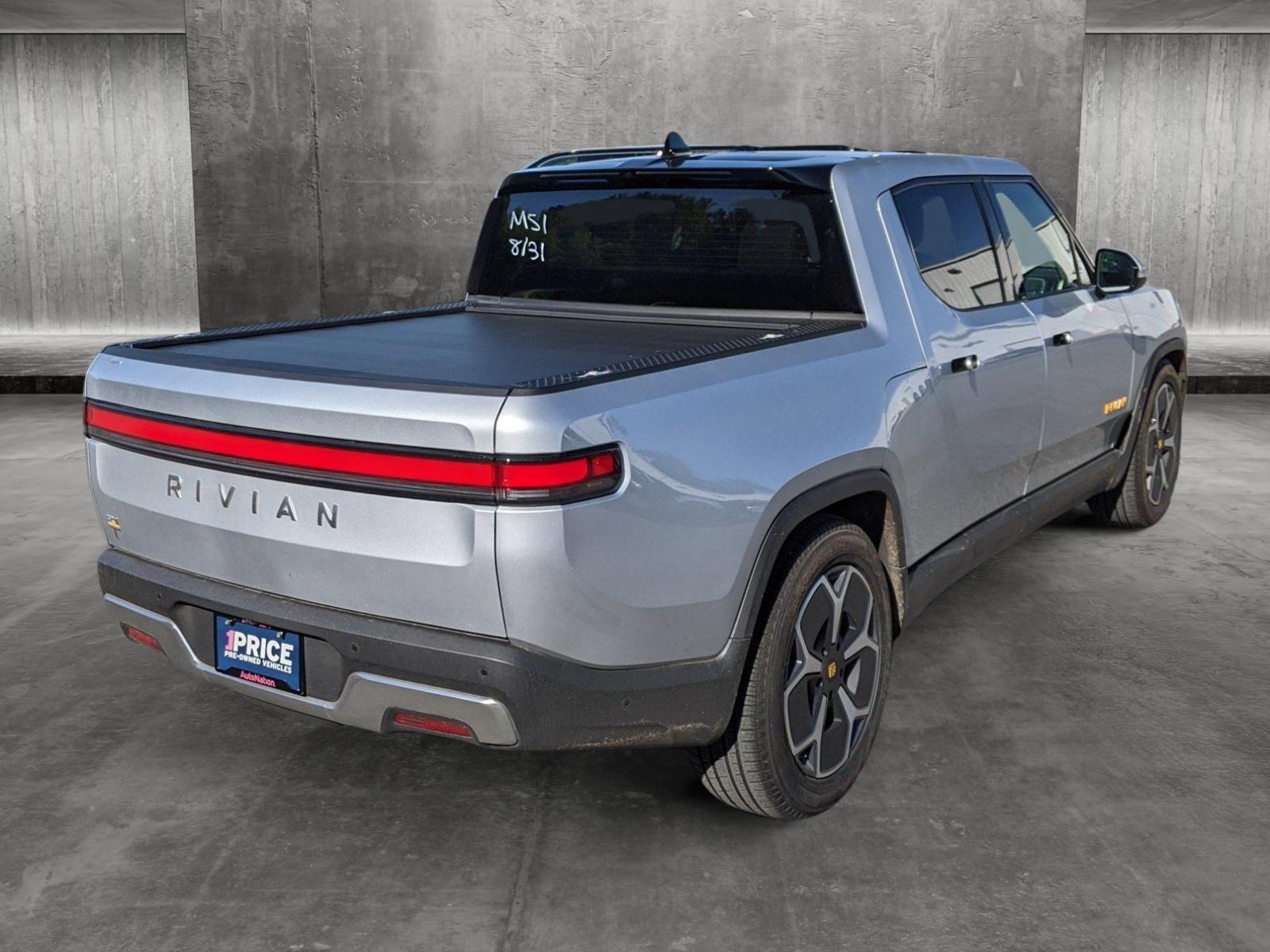 2022 Rivian R1T Vehicle Photo in TIMONIUM, MD 21093-2300