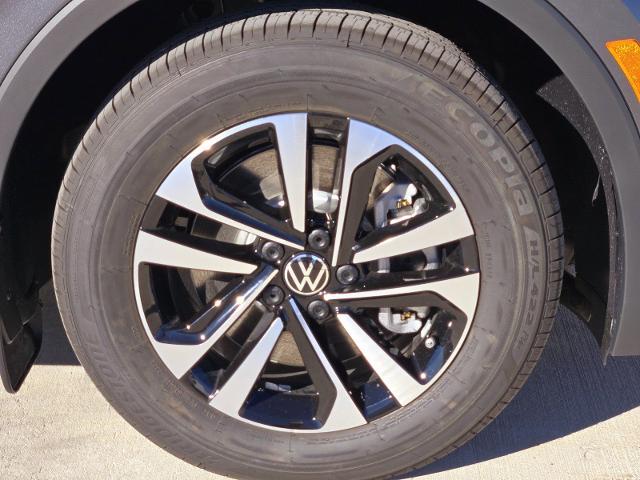 2024 Volkswagen Tiguan Vehicle Photo in WEATHERFORD, TX 76087