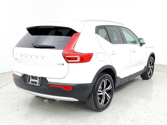 2024 Volvo XC40 Vehicle Photo in Grapevine, TX 76051