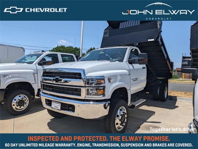 2024 Chevrolet Silverado Chassis Cab Vehicle Photo in ENGLEWOOD, CO 80113-6708