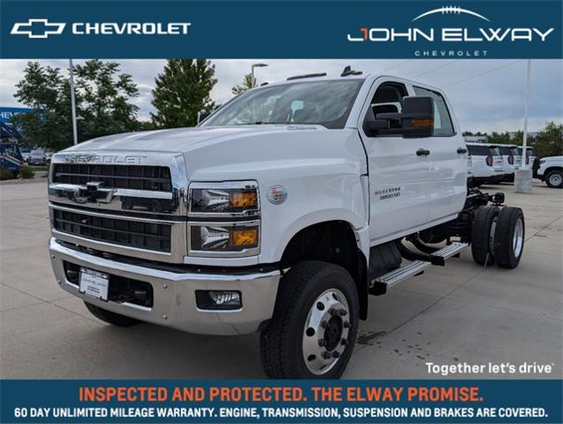 2024 Chevrolet Silverado Chassis Cab Vehicle Photo in ENGLEWOOD, CO 80113-6708