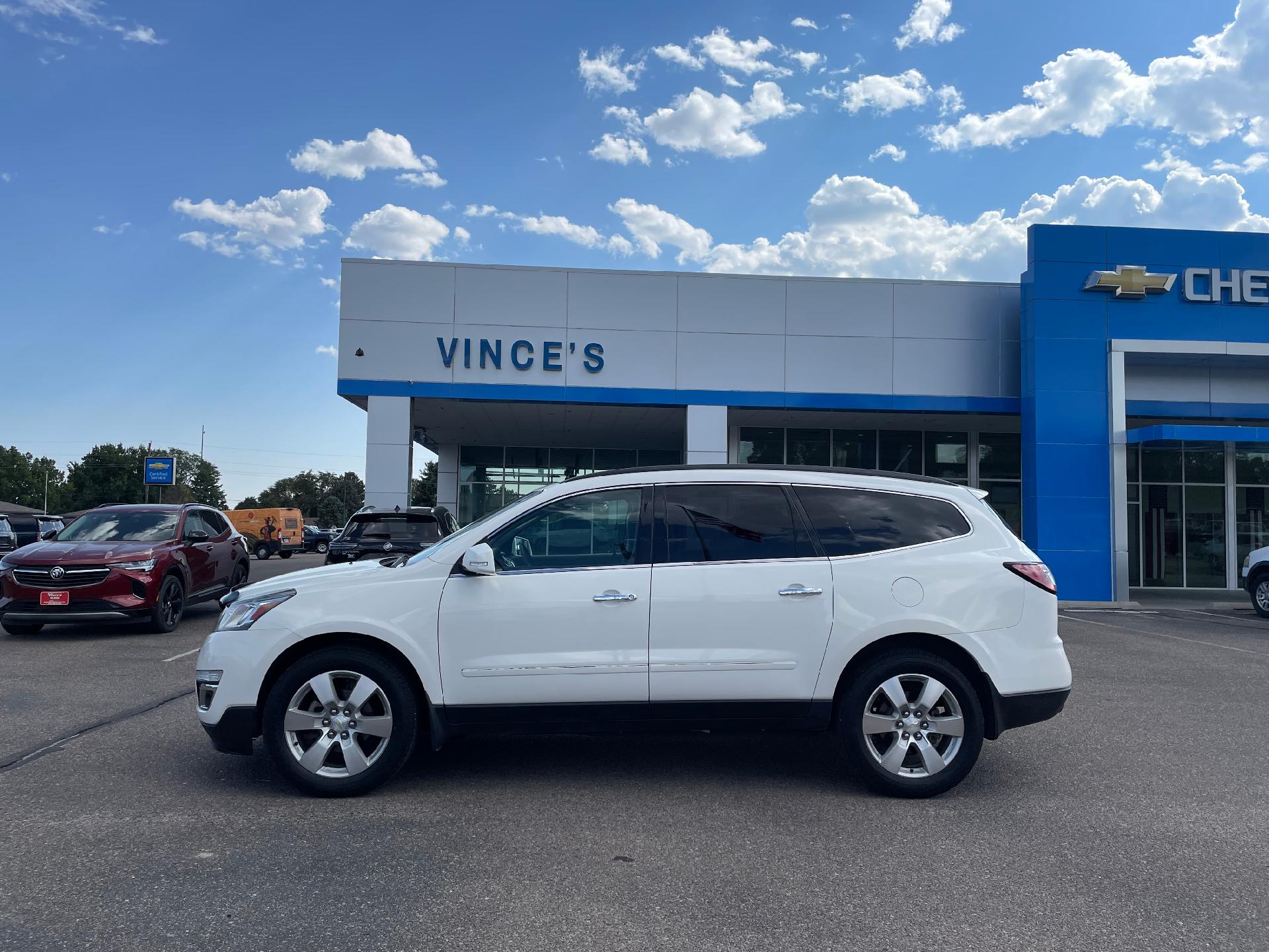 Used 2015 Chevrolet Traverse LTZ with VIN 1GNKVJKD5FJ229428 for sale in Burlington, CO