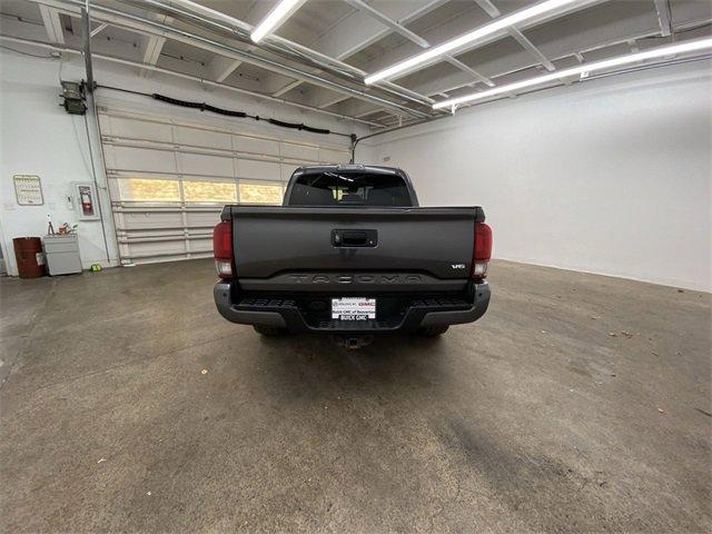 2018 Toyota Tacoma Vehicle Photo in PORTLAND, OR 97225-3518