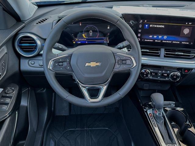 2024 Chevrolet Trax Vehicle Photo in RIVERSIDE, CA 92504-4106