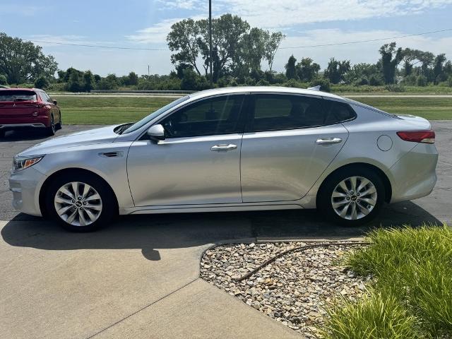 2016 Kia Optima Vehicle Photo in MANHATTAN, KS 66502-5036