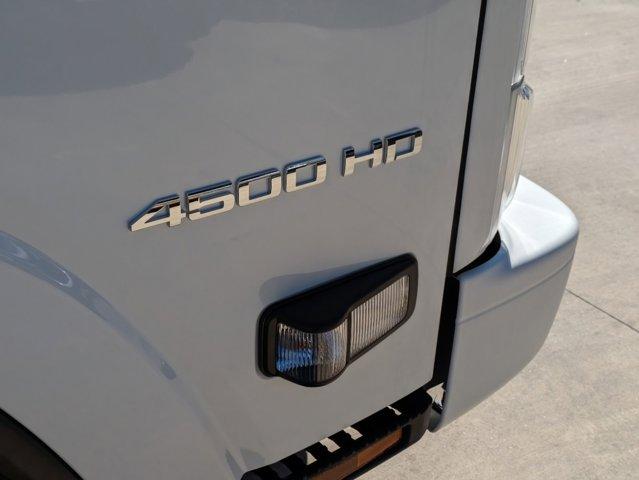 2024 Chevrolet 4500 HD LCF Diesel Vehicle Photo in SELMA, TX 78154-1460