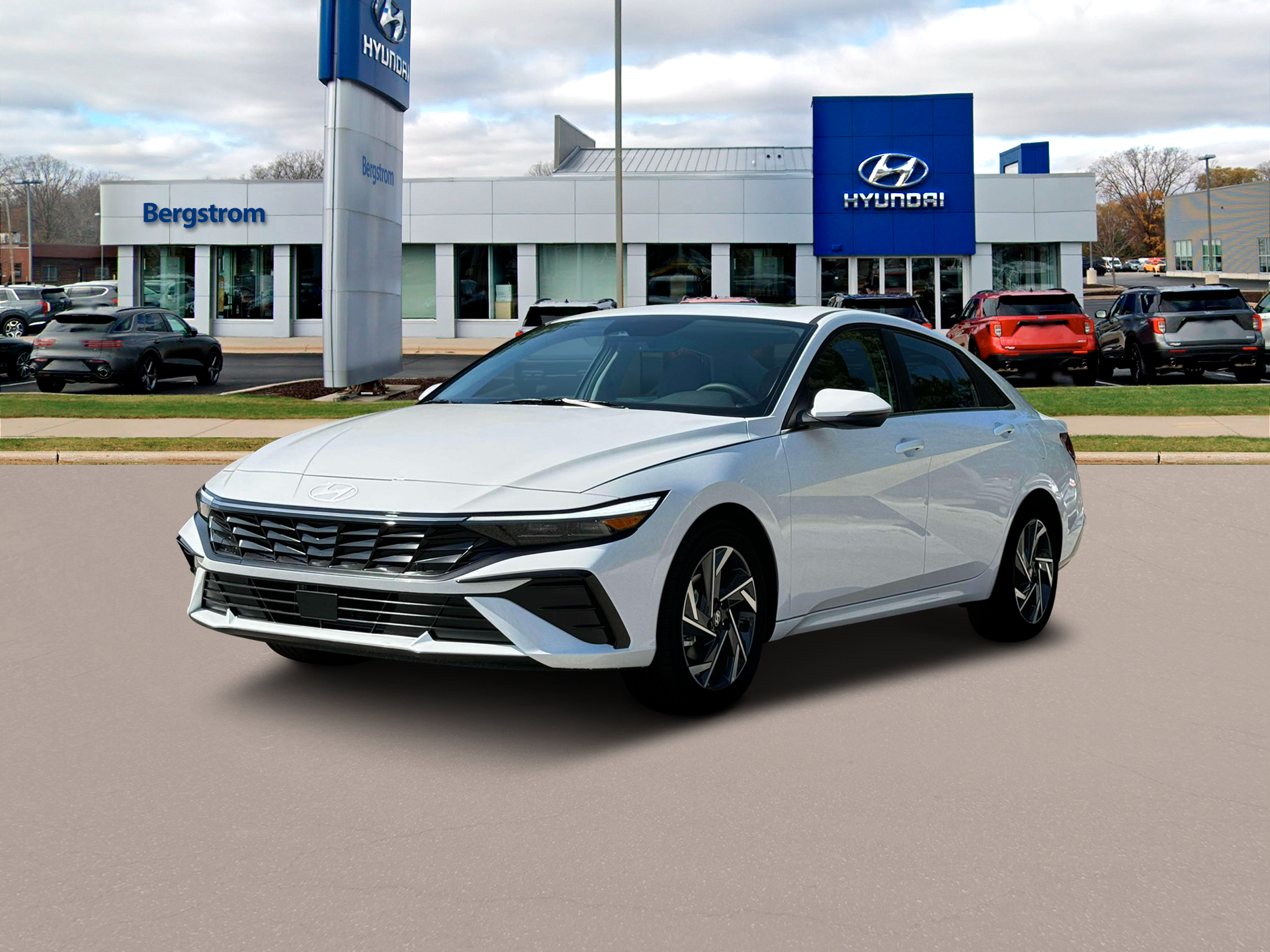 2025 Hyundai ELANTRA Hybrid Vehicle Photo in Green Bay, WI 54304