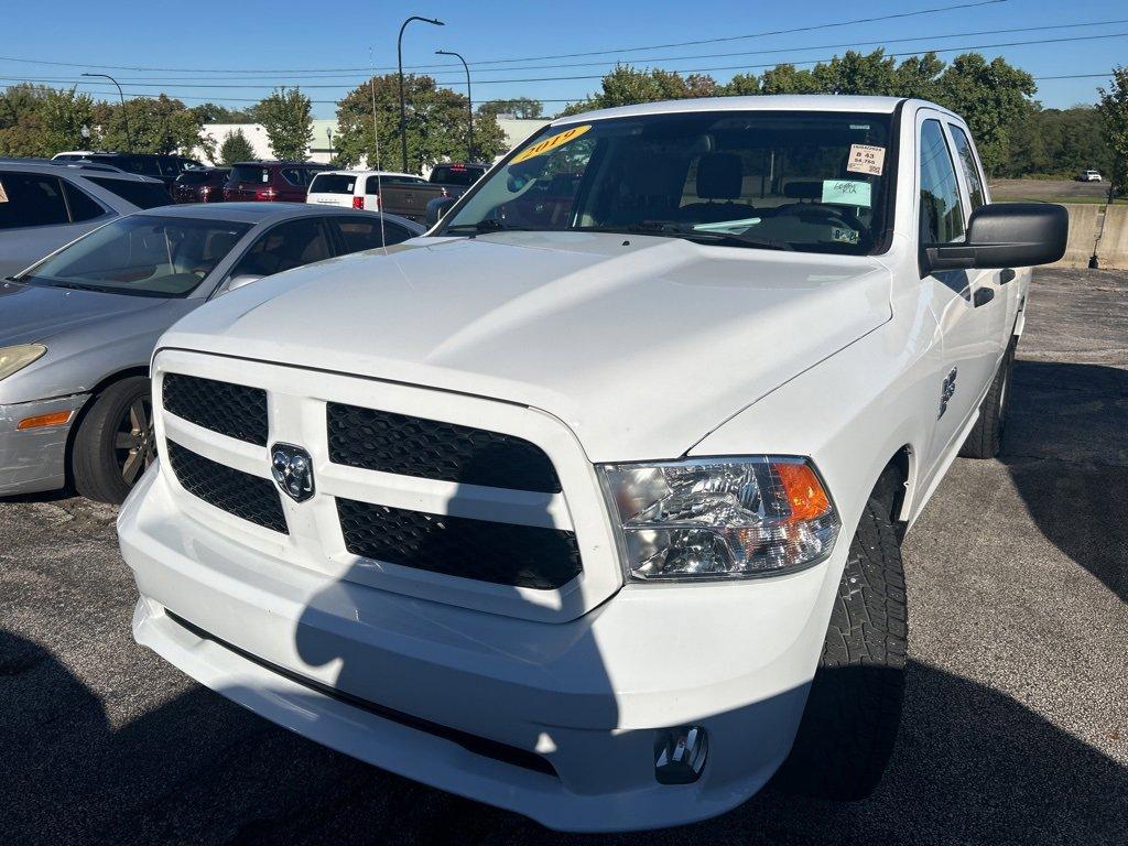 2019 Ram 1500 Classic Vehicle Photo in AKRON, OH 44320-4088