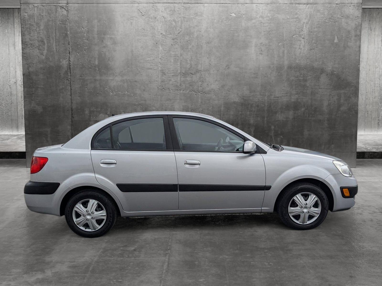 2006 Kia Rio Vehicle Photo in Spokane Valley, WA 99212