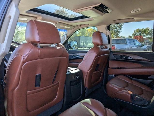 2019 Cadillac Escalade Vehicle Photo in AURORA, CO 80012-4011