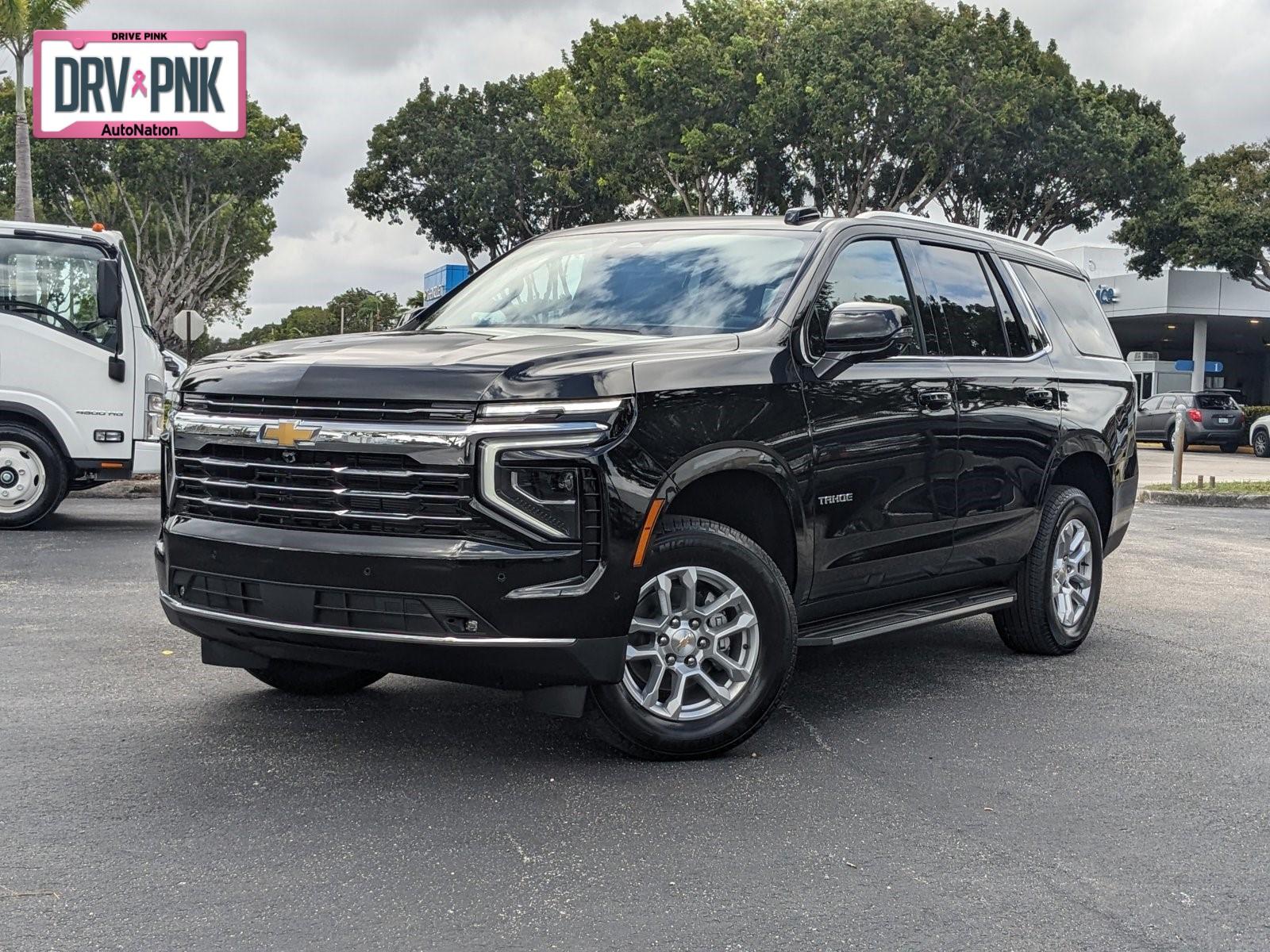 2025 Chevrolet Tahoe Vehicle Photo in GREENACRES, FL 33463-3207