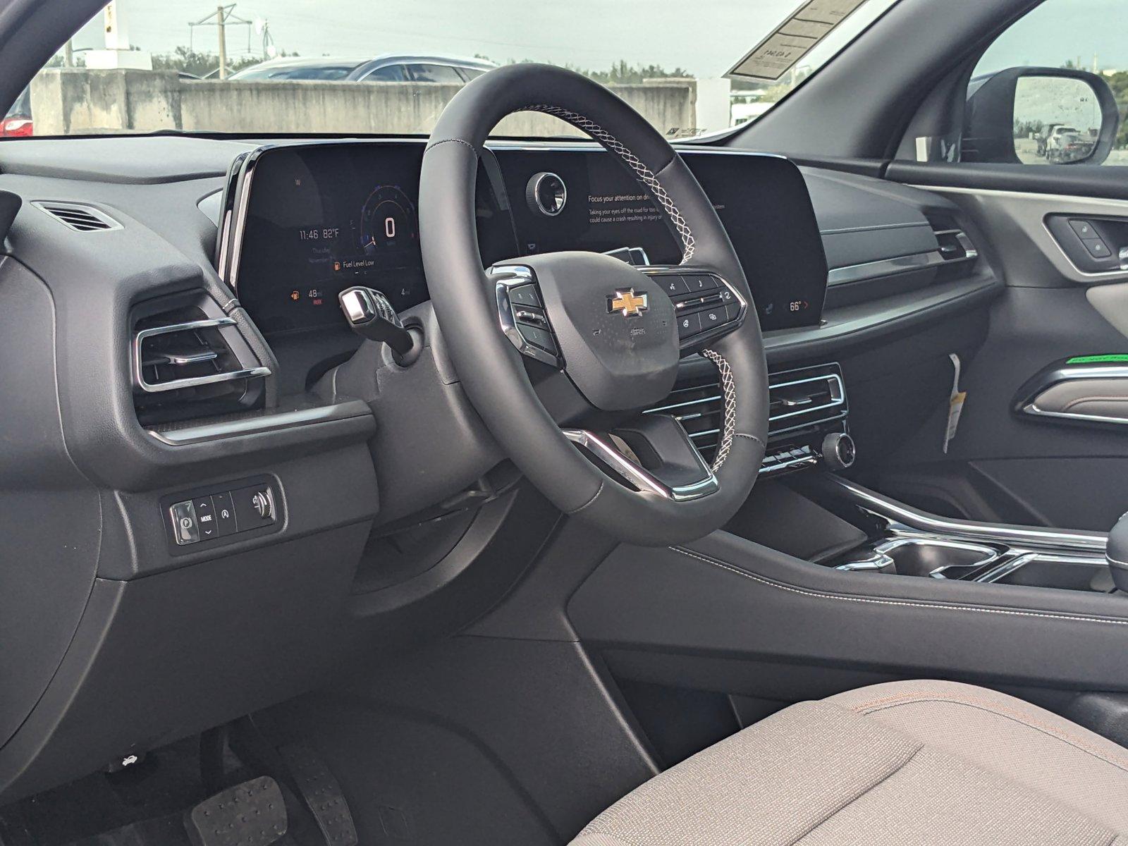 2024 Chevrolet Traverse Vehicle Photo in GREENACRES, FL 33463-3207