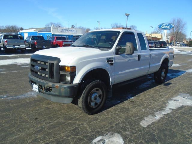 Used 2008 Ford F-350 Super Duty XLT with VIN 1FTWX31RX8EE25325 for sale in Durand, IL