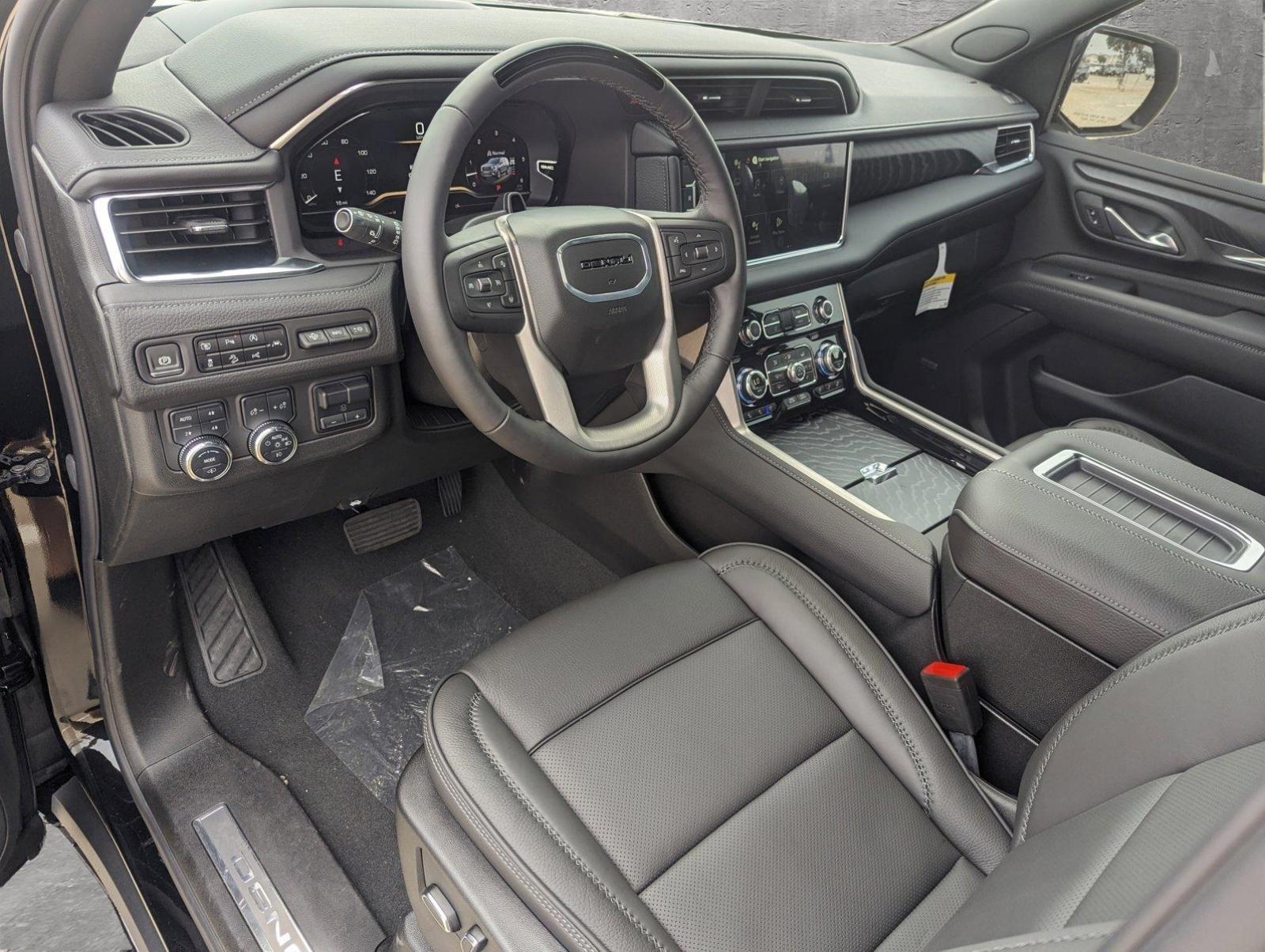 2024 GMC Yukon XL Vehicle Photo in CORPUS CHRISTI, TX 78412-4902