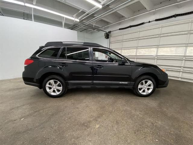 2013 Subaru Outback Vehicle Photo in PORTLAND, OR 97225-3518