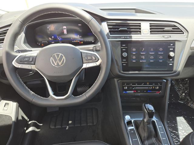 2024 Volkswagen Tiguan Vehicle Photo in Weatherford, TX 76087