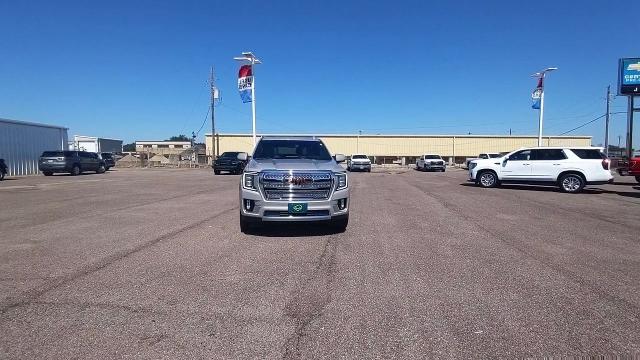 2021 GMC Yukon XL Vehicle Photo in NEDERLAND, TX 77627-8017