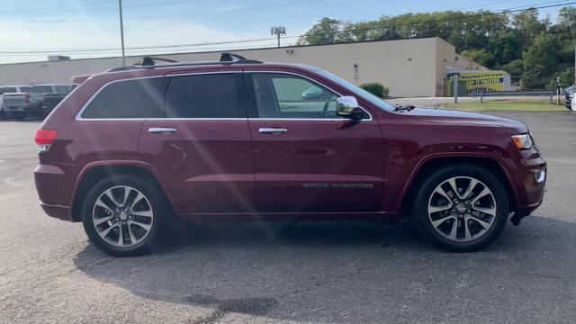 2017 Jeep Grand Cherokee Vehicle Photo in MOON TOWNSHIP, PA 15108-2571