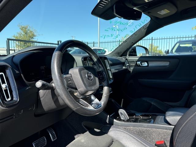 2021 Volvo XC40 Vehicle Photo in Grapevine, TX 76051