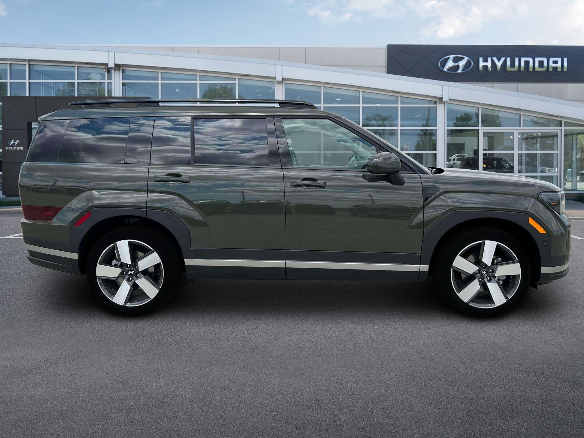 2025 Hyundai SANTA FE Hybrid Vehicle Photo in Appleton, WI 54913