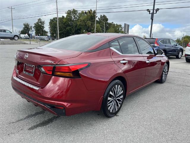 2023 Nissan Altima Vehicle Photo in ALCOA, TN 37701-3235