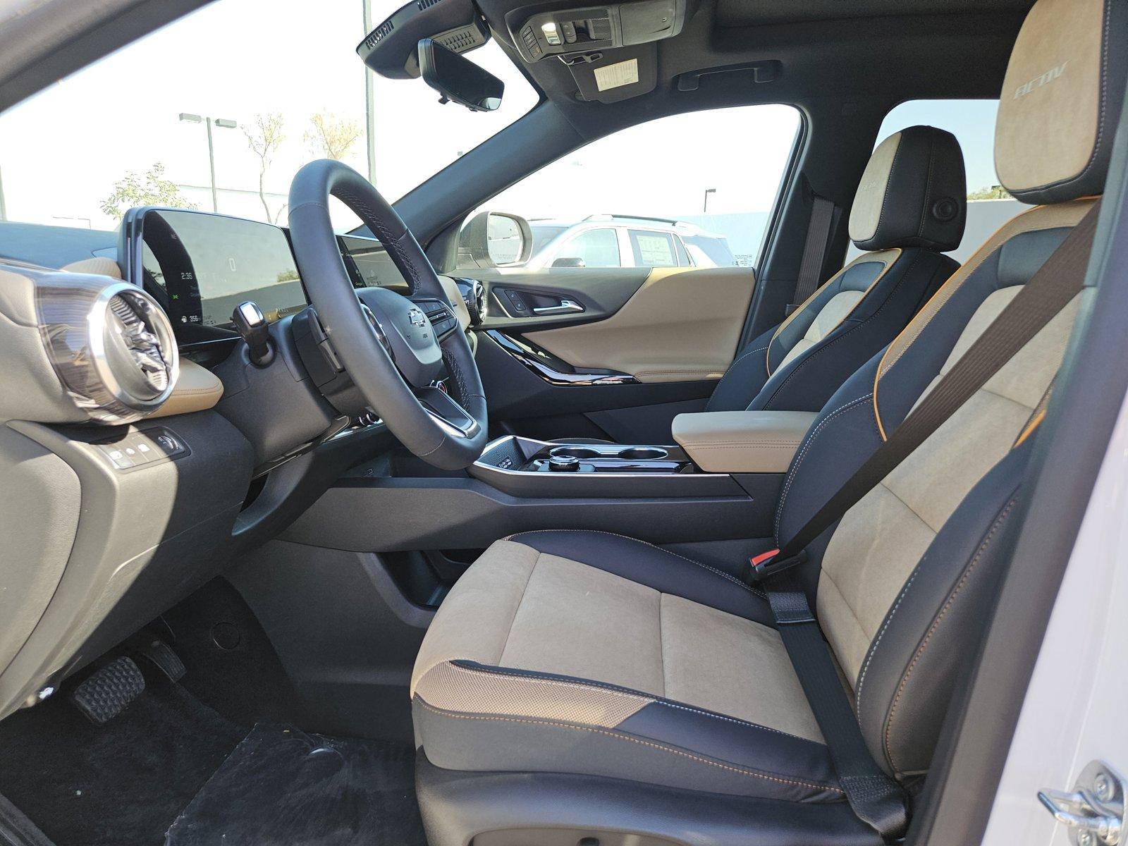 2025 Chevrolet Equinox Vehicle Photo in PEORIA, AZ 85382-3715