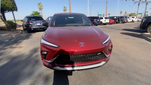 2025 Buick Envista Vehicle Photo in GOODYEAR, AZ 85338-1310