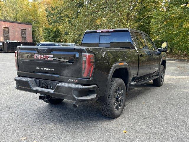 2025 GMC Sierra 2500 HD Vehicle Photo in LEOMINSTER, MA 01453-2952