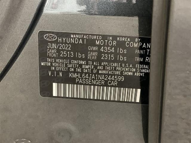 2022 Hyundai Sonata Vehicle Photo in PORTLAND, OR 97225-3518