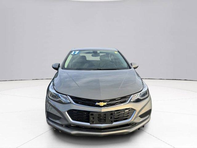 2017 Chevrolet Cruze Vehicle Photo in LEOMINSTER, MA 01453-2952