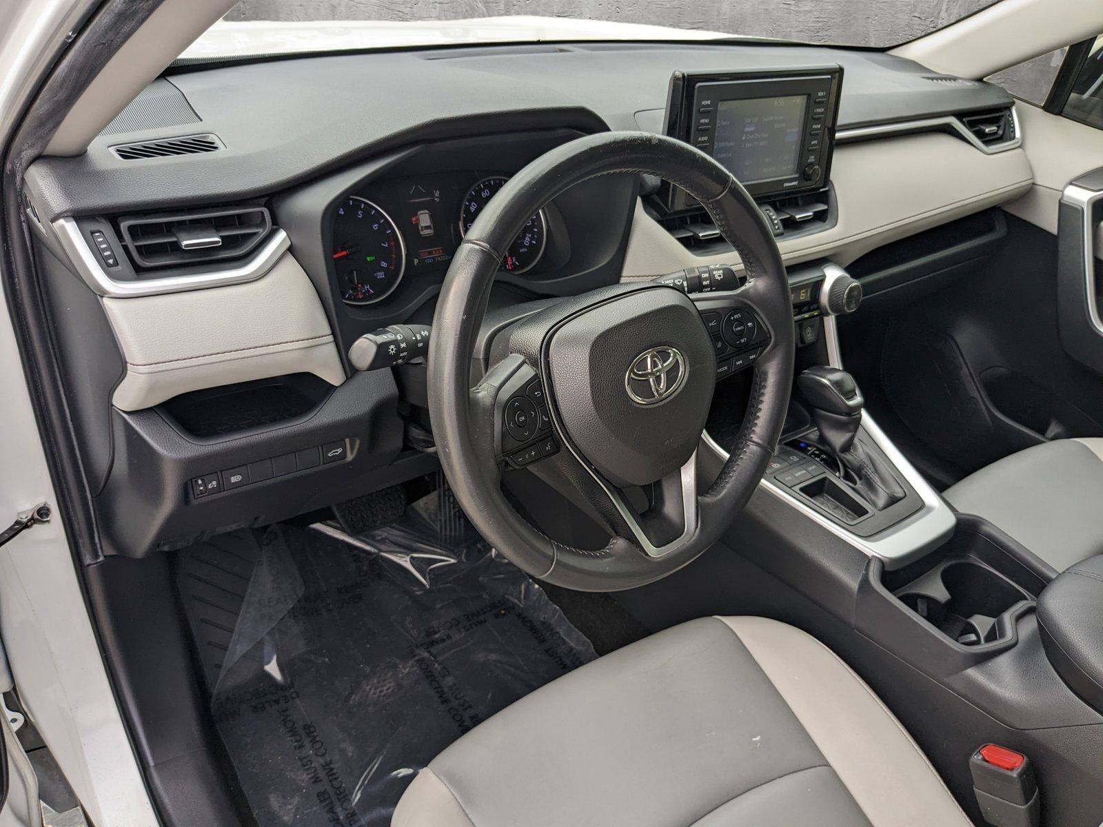 2020 Toyota RAV4 Vehicle Photo in Davie, FL 33331