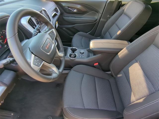 2024 GMC Terrain Vehicle Photo in GOODYEAR, AZ 85338-1310