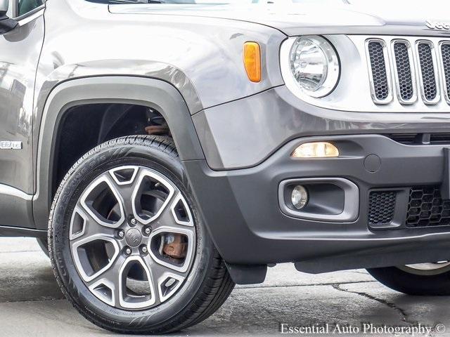 2017 Jeep Renegade Vehicle Photo in OAK LAWN, IL 60453-2517