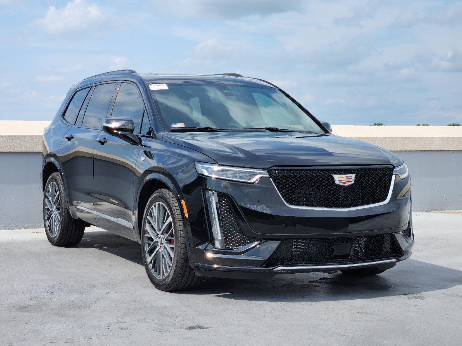 2024 Cadillac XT6 Vehicle Photo in DALLAS, TX 75209-3095