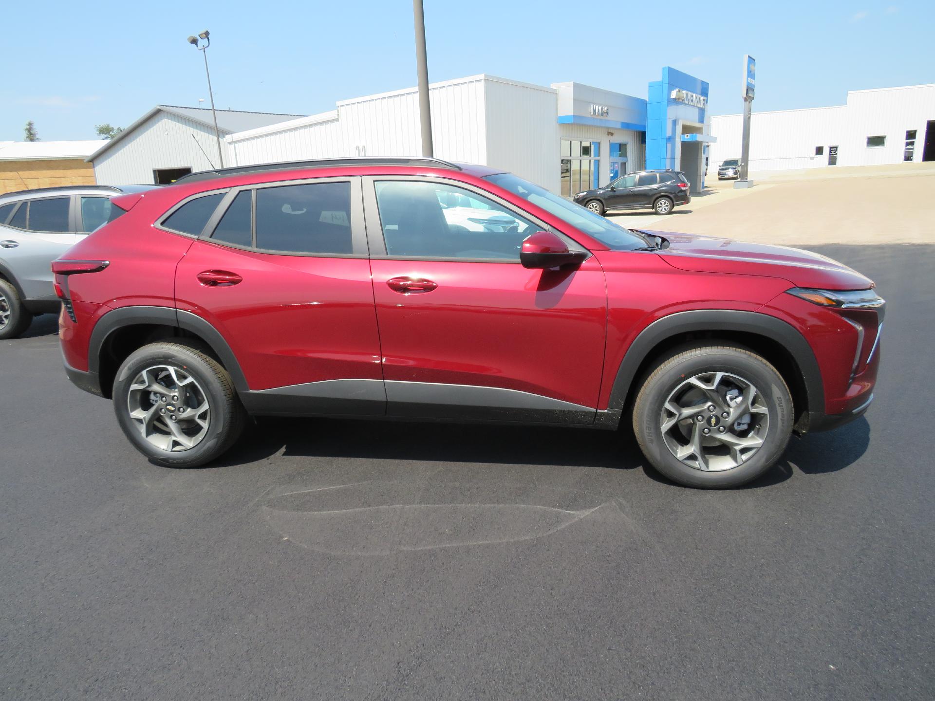 2025 Chevrolet Trax Vehicle Photo in MAPLETON, IA 51034-1072