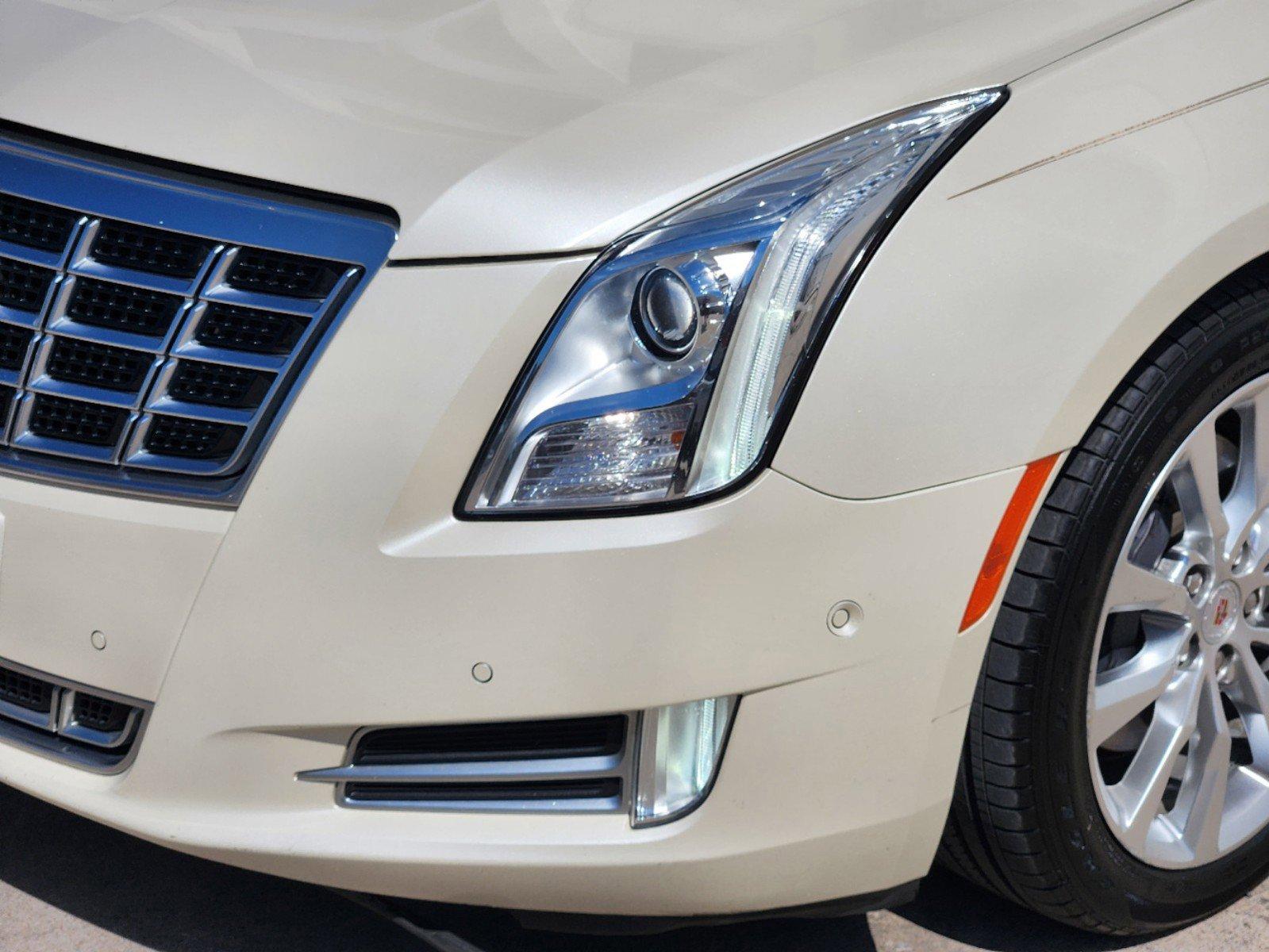 2015 Cadillac XTS Vehicle Photo in GRAPEVINE, TX 76051-8302