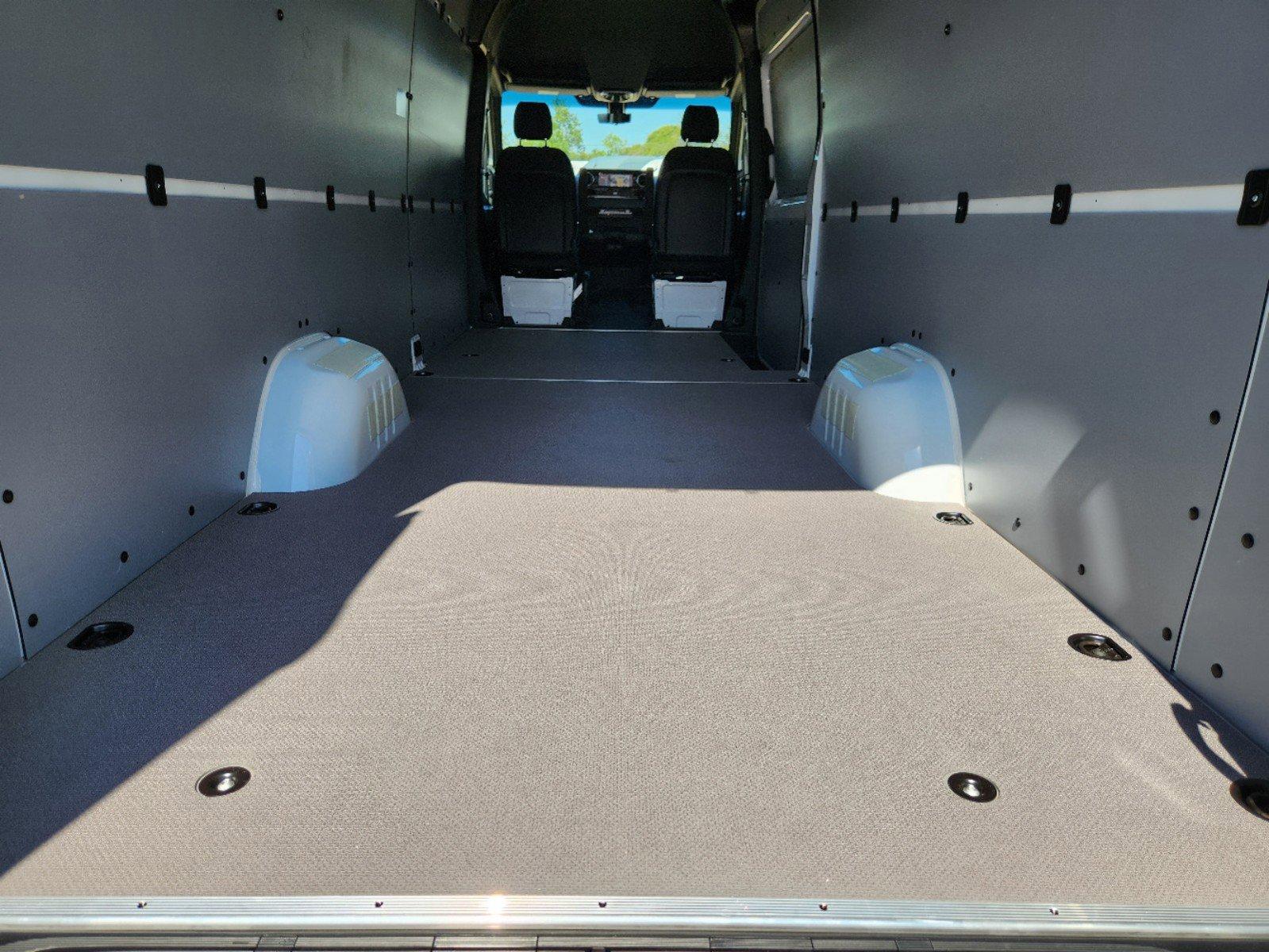 2025 Mercedes-Benz Sprinter Cargo Van Vehicle Photo in HOUSTON, TX 77079