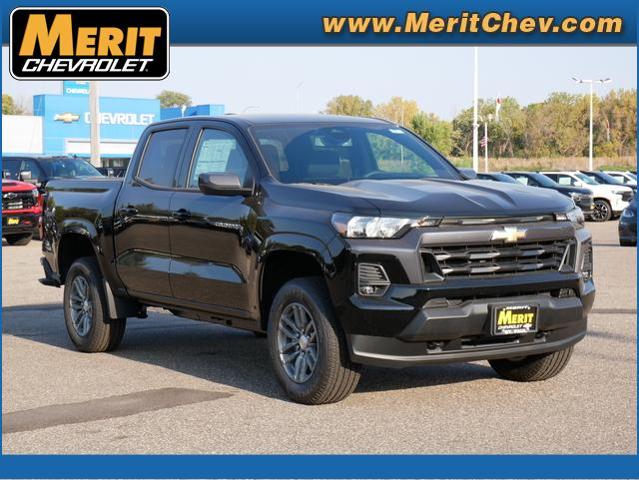 2024 Chevrolet Colorado Vehicle Photo in MAPLEWOOD, MN 55119-4794