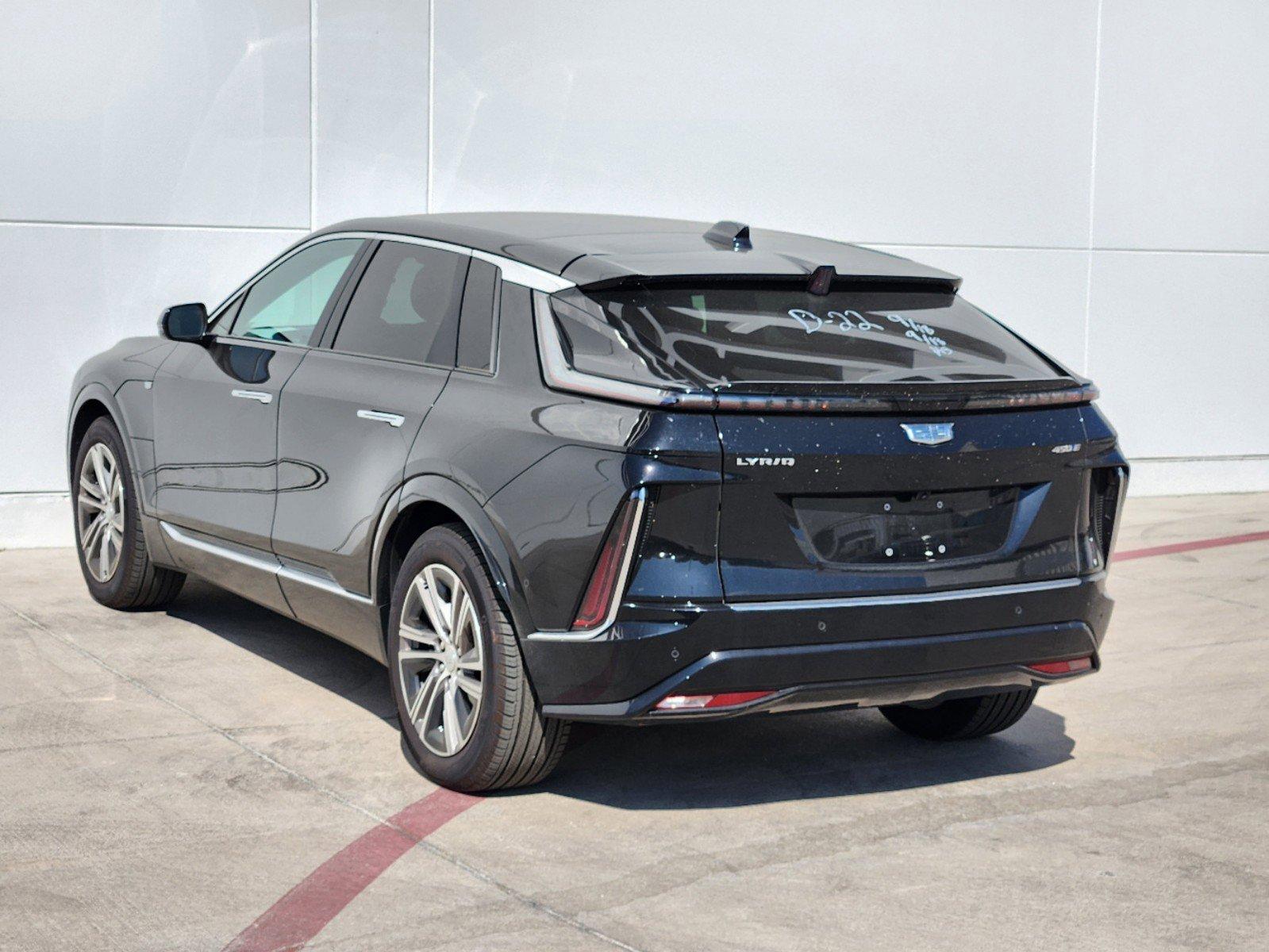 2024 Cadillac LYRIQ Vehicle Photo in GRAPEVINE, TX 76051-8302