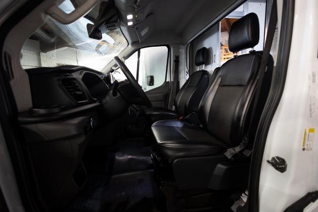 2022 Ford Transit Cutaway Vehicle Photo in Tigard, OR 97223