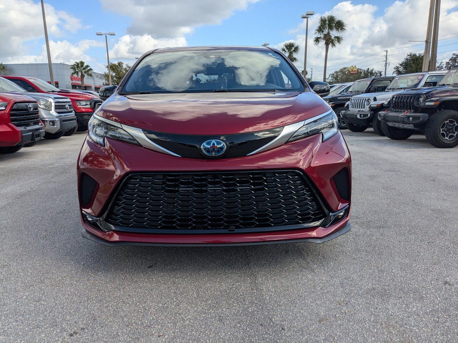 2022 Toyota Sienna Vehicle Photo in Winter Park, FL 32792