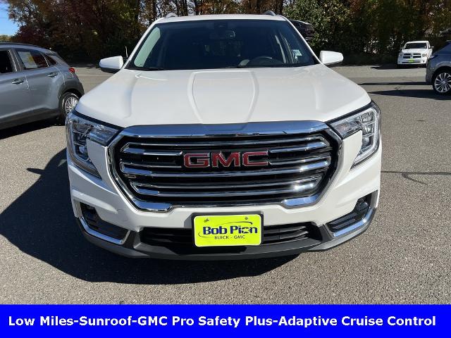 2022 GMC Terrain Vehicle Photo in CHICOPEE, MA 01020-5001